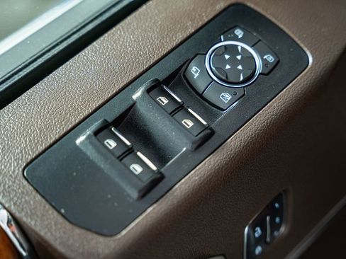 Used 2018 Ford F150 King Ranch w/ Equipment Group 601A Luxury image 53