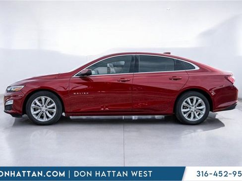 Used 2020 Chevrolet Malibu LT image 2