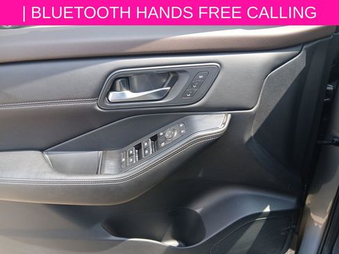 Certified 2023 Nissan Rogue SL w/ SL Premium Package FWD image 11