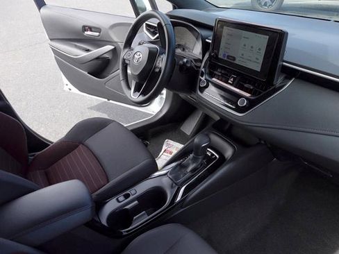 Certified 2025 Toyota Corolla SE FWD image 14