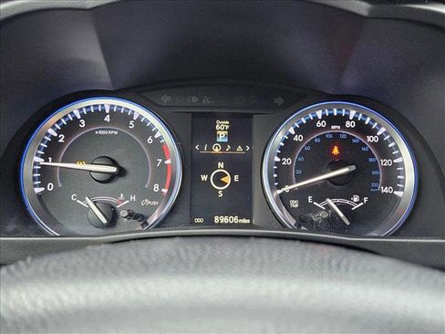Used 2016 Toyota Highlander XLE FWD image 10