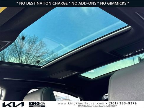 Used 2022 Audi A8 L 3.0T image 15