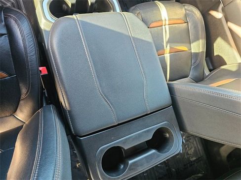 Used 2023 GMC Sierra 2500 AT4 image 24