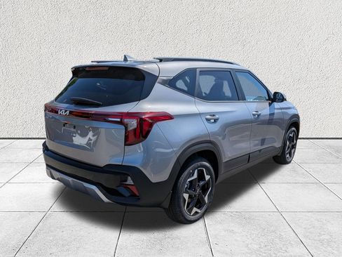 New 2026 Kia Seltos S FWD image 3