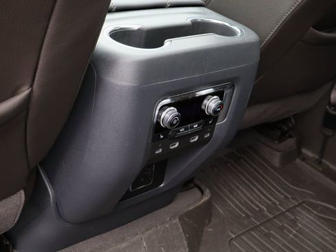 Certified 2023 GMC Yukon XL Denali w/ Denali Reserve Package image 28