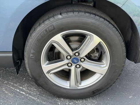 Used 2019 Ford Edge SEL w/ Equipment Group 201A AWD/4WD image 32