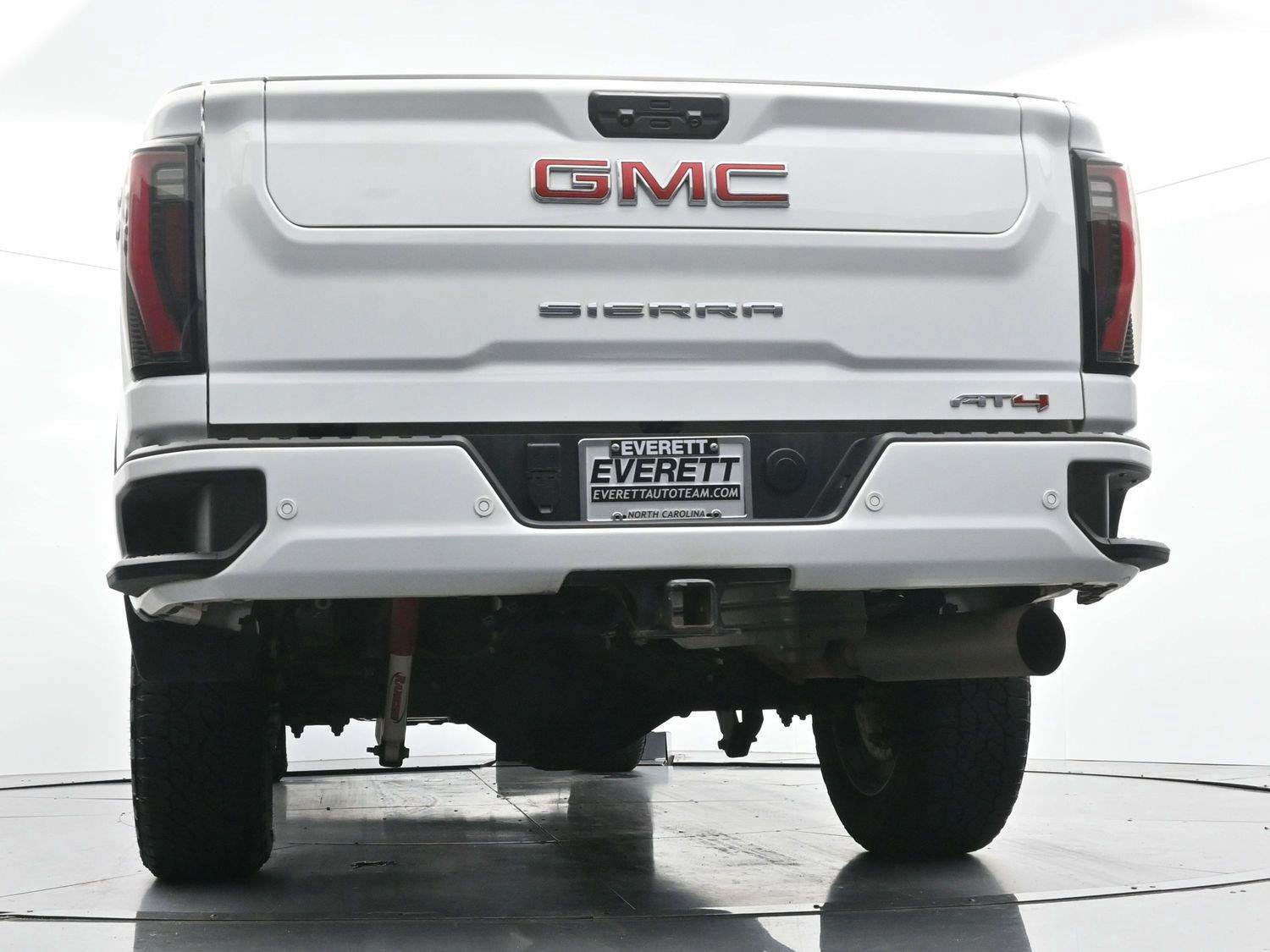 Used 2024 GMC Sierra 2500 AT4 w/ AT4 Premium Plus Package AWD/4WD image 54