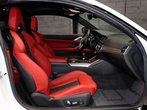 Used 2023 BMW M4 Coupe RWD image 46
