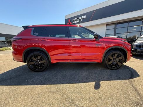 New 2026 Mitsubishi Outlander SEL AWD/4WD image 14