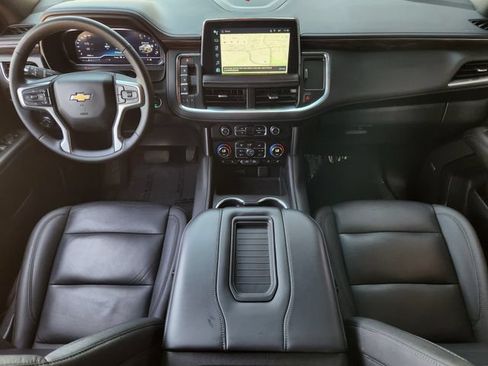 Certified 2024 Chevrolet Tahoe LT w/ Luxury Package AWD/4WD image 19