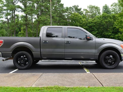 Used 2013 Ford F150 XLT w/ XLT Chrome Pkg RWD image 4