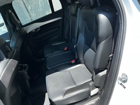 Used 2018 Volvo XC90 T5 Momentum w/ Convenience Package AWD/4WD image 23