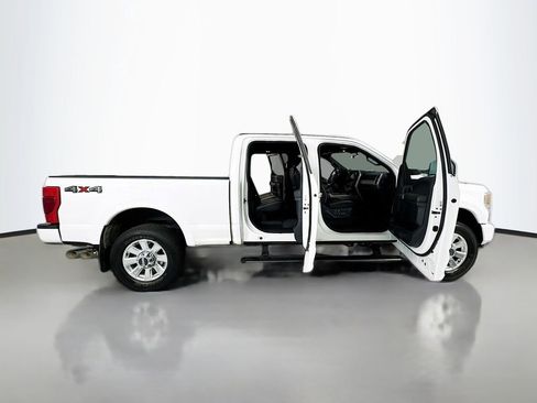 Used 2022 Ford F350 Platinum AWD/4WD image 31