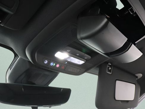 New 2026 Chevrolet Equinox LT FWD image 17