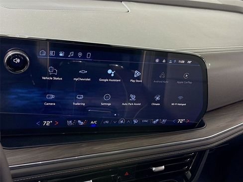 New 2026 Chevrolet Suburban Premier image 10