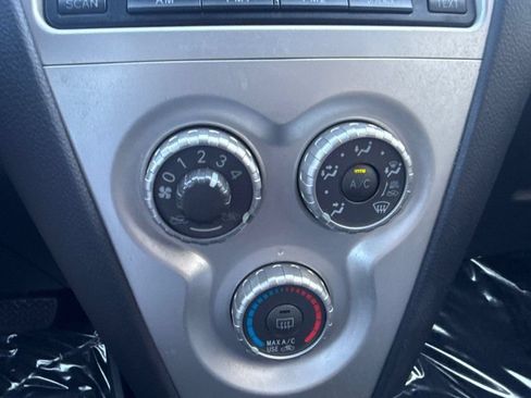 Used 2008 Toyota Yaris Sedan FWD image 26