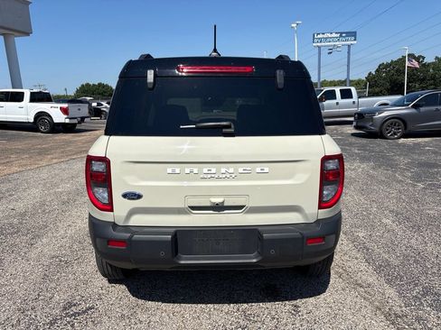 Used 2025 Ford Bronco Sport Outer Banks w/ Outer Banks Tech Package+ AWD/4WD image 6