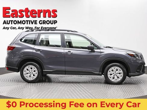 Used 2023 Subaru Forester AWD/4WD image 4