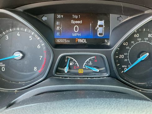 Used 2018 Ford Focus SE image 24