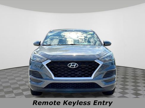 Used 2021 Hyundai Tucson SE w/ Cargo Package FWD image 2