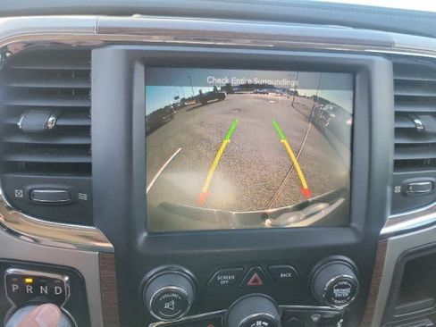 Used 2016 RAM 1500 Laramie w/ Convenience Group AWD/4WD image 8