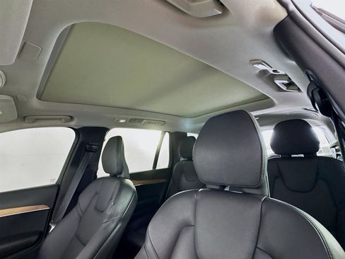Used 2024 Volvo XC90 B6 Plus image 15