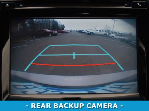 Used 2015 Toyota Camry SE image 16