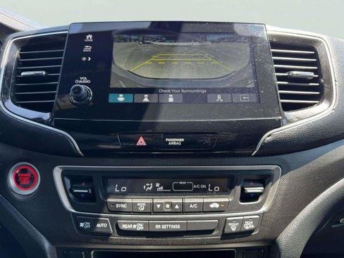 Used 2022 Honda Passport TrailSport image 29