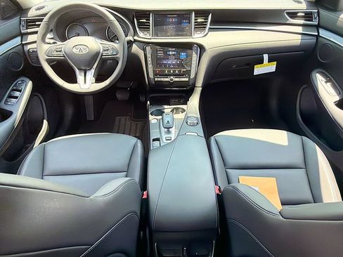Used 2025 INFINITI QX50 Pure AWD/4WD image 10