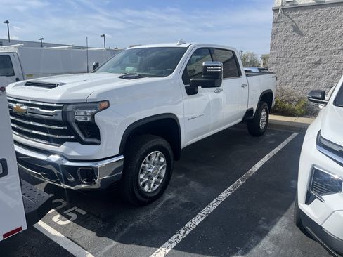 New 2024 Chevrolet Silverado 2500 LTZ AWD/4WD image 3