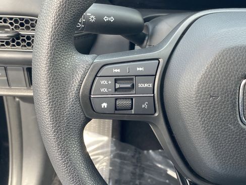 Certified 2025 Honda HR-V LX image 25