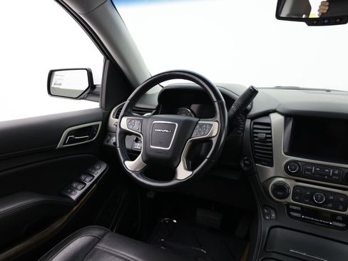 Used 2019 GMC Yukon Denali w/ Denali Ultimate Package RWD image 29