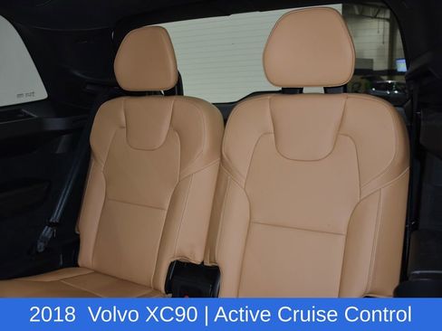 Used 2018 Volvo XC90 T6 Momentum w/ Convenience Package image 29