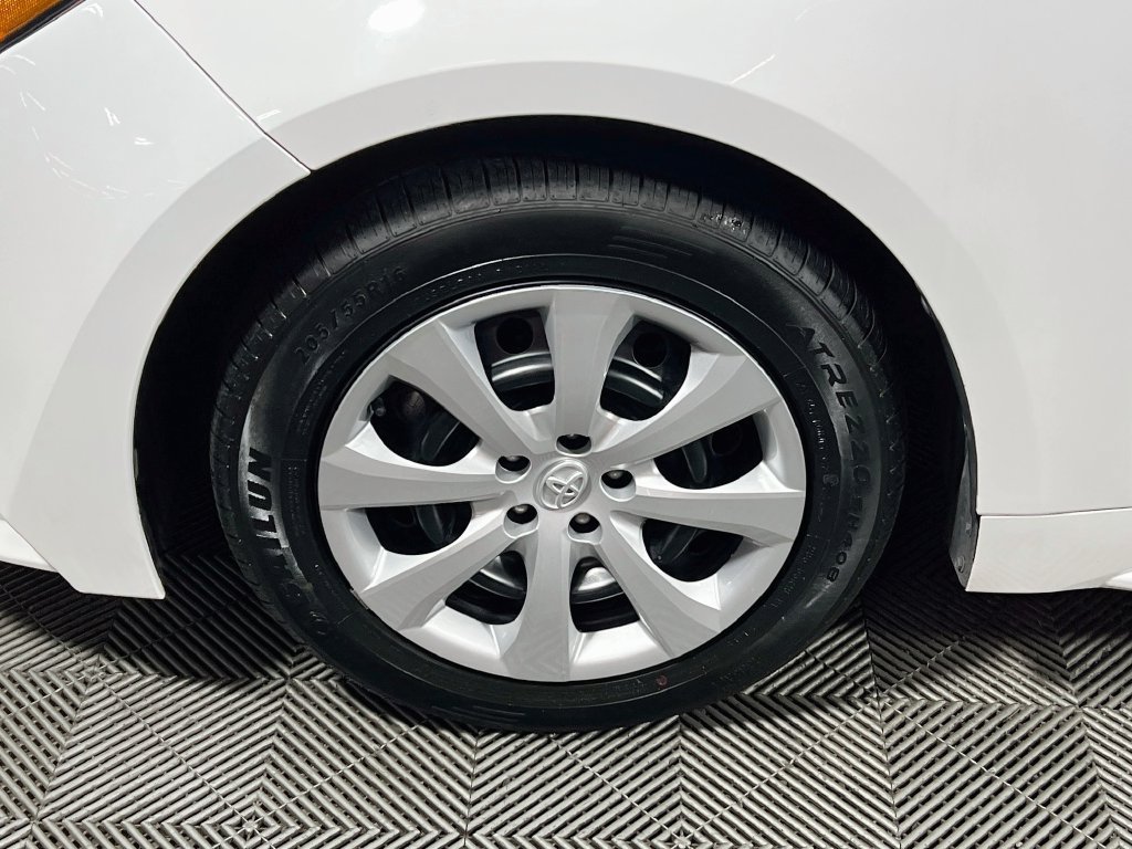 Certified 2024 Toyota Corolla LE FWD image 27
