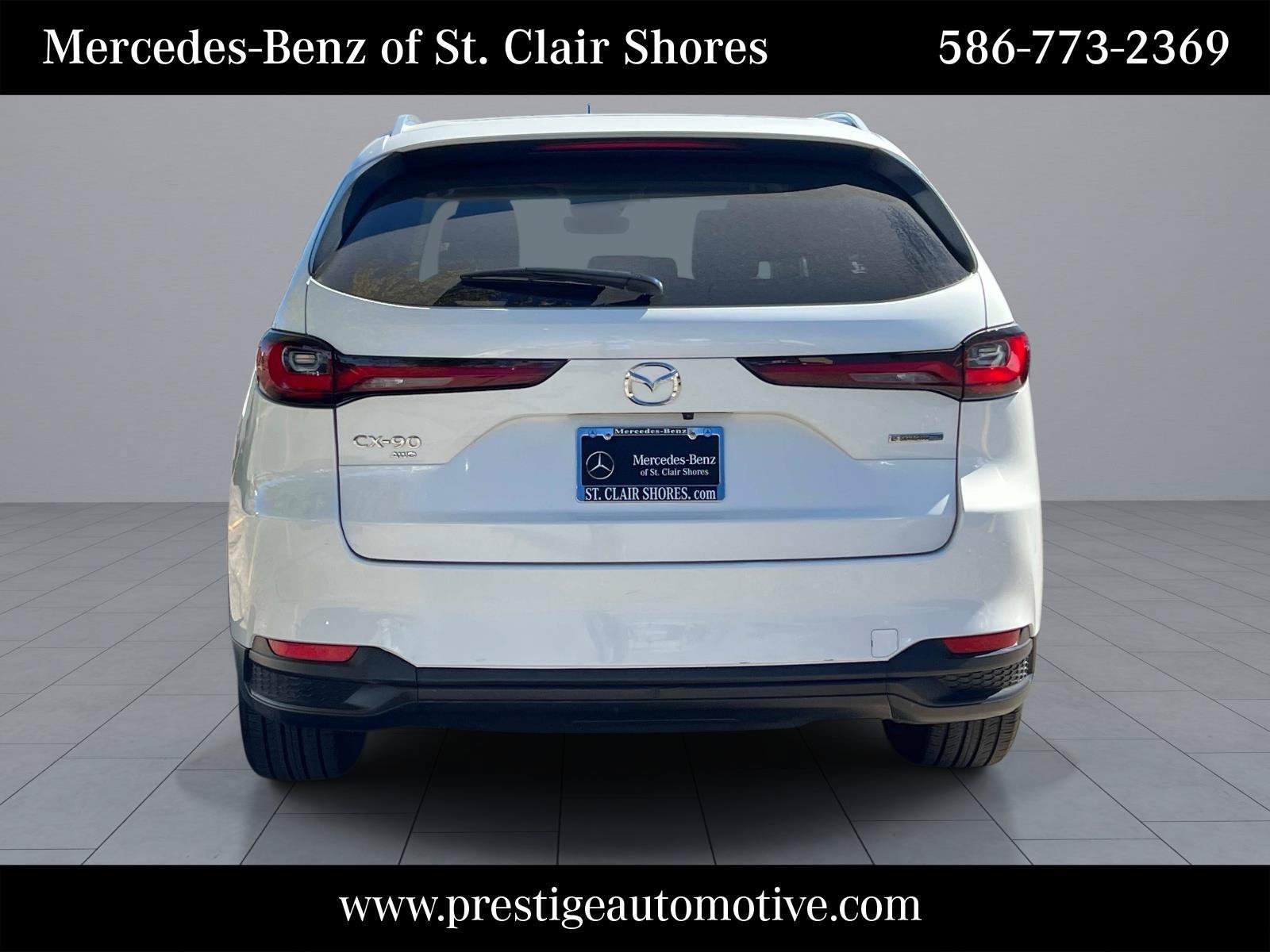 Used 2024 MAZDA CX-90 Plug-In Hybrid w/ Preferred AWD/4WD image 5