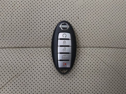 Used 2016 Nissan Murano Platinum w/ Platinum Technology Package image 32