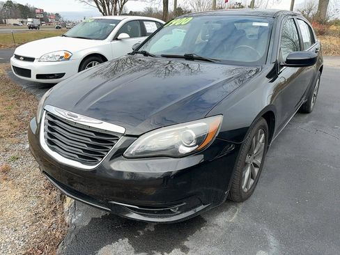 Used 2012 Chrysler 200 S image 1