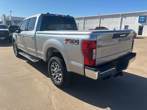 Used 2022 Ford F250 Lariat w/ FX4 Off-Road Package AWD/4WD image 3
