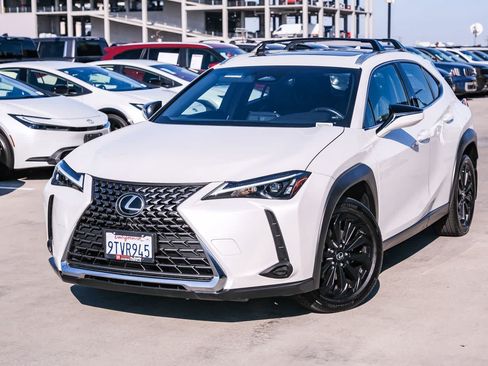 Used 2025 Lexus UX 300h FWD image 1