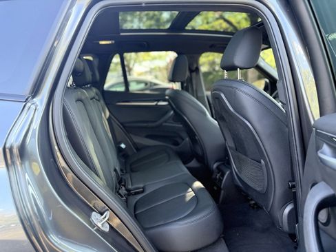 Used 2021 BMW X1 xDrive28i w/ M Sport Package image 31