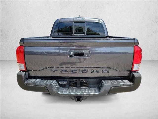 Used 2016 Toyota Tacoma SR5 w/ Towing Package RWD image 6