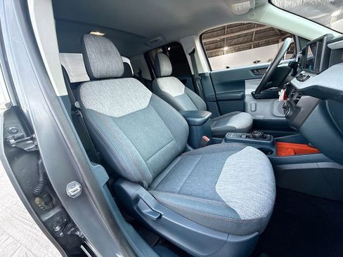 Used 2023 Ford Maverick XLT image 30