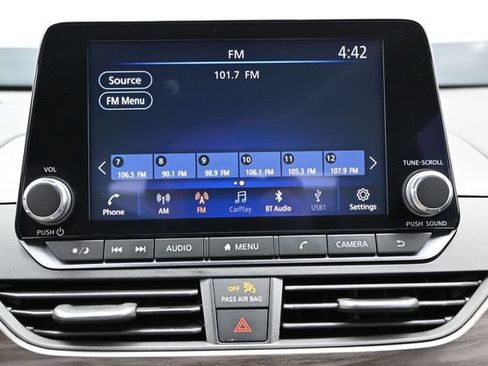 Used 2024 Nissan Altima 2.5 SV AWD/4WD image 30