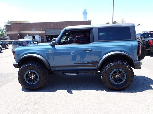 Certified 2022 Ford Bronco Wildtrak AWD/4WD image 2