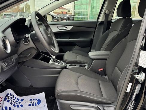 Used 2024 Kia Forte LXS image 10