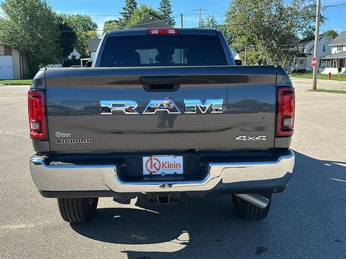 Used 2025 RAM 2500 Big Horn AWD/4WD image 7