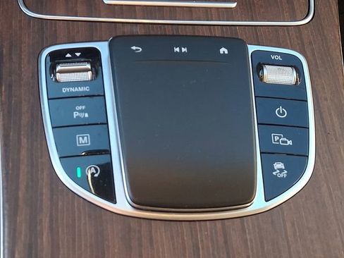 Used 2022 Mercedes-Benz GLC 300 4MATIC image 26