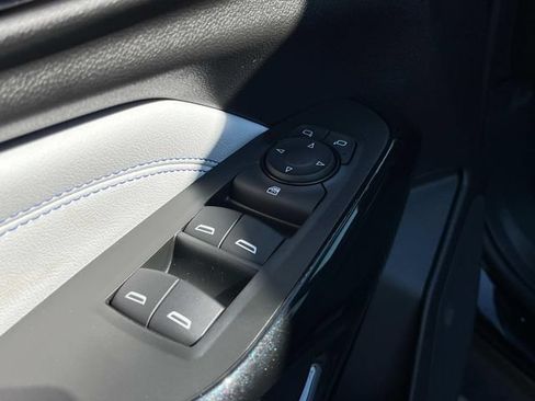 New 2026 Chevrolet Trax LT FWD image 24