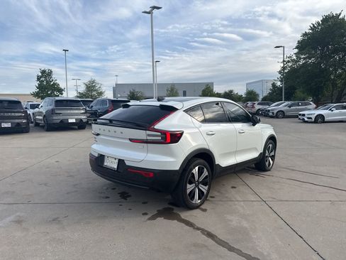 Used 2023 Volvo C40 P8 Recharge Plus image 5