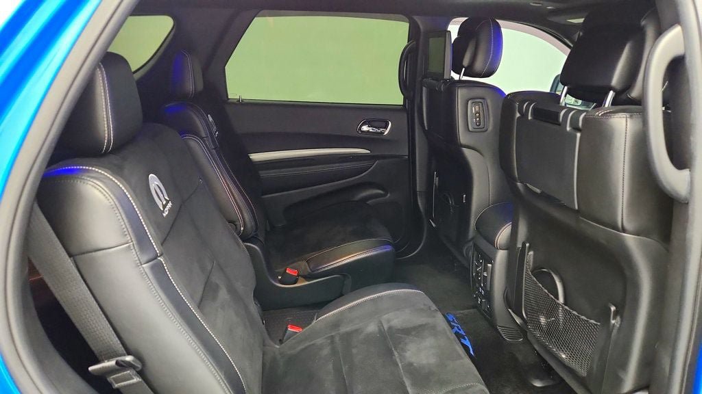 Used 2018 Dodge Durango SRT w/ Technology Group AWD/4WD image 31